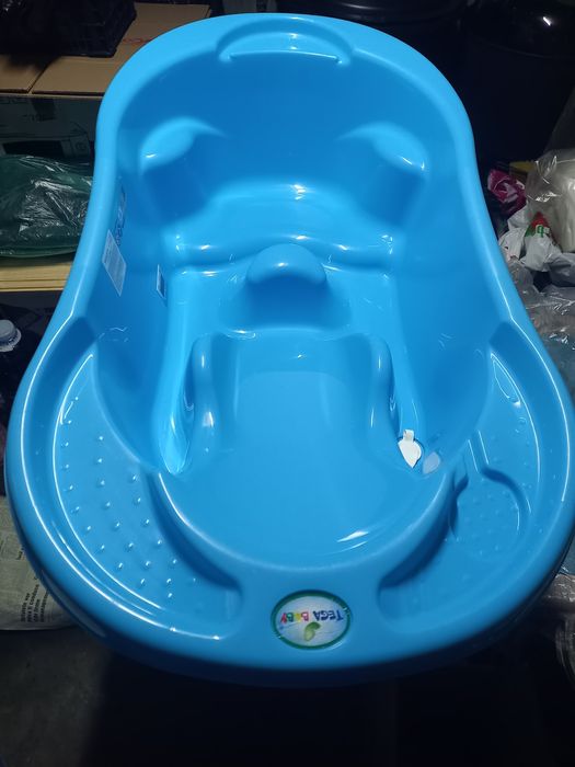 Vând cadita cu suport bebe, stare buna și cuib bebe cu husa stare buna