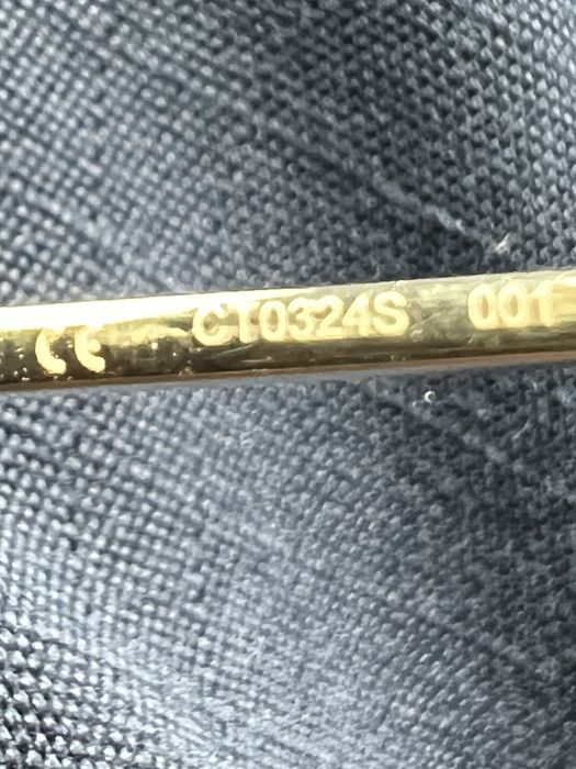 Cartier ocheleri de soare