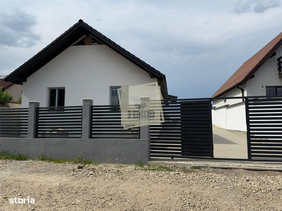 Casa individuala 4 camere 2 bai teren 500 mp la 8 km de Sibiu