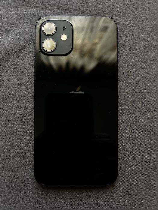 Iphone 12 в отличном состояний