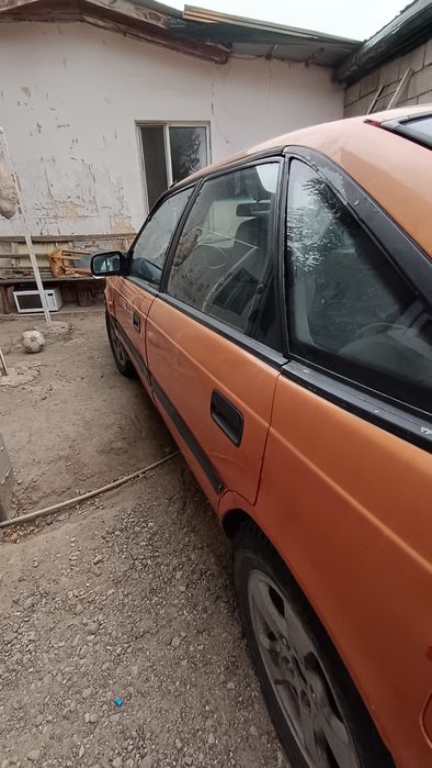 Мазда 626 хэчбек