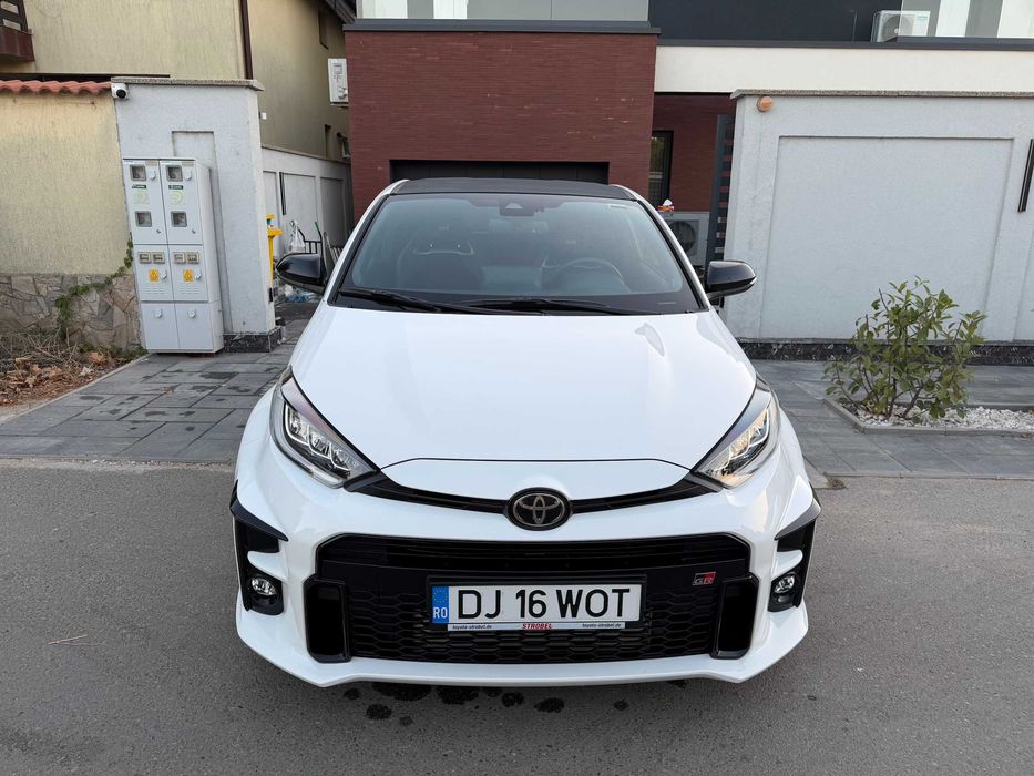 TOYOTA Yaris 2021 — imagine 4