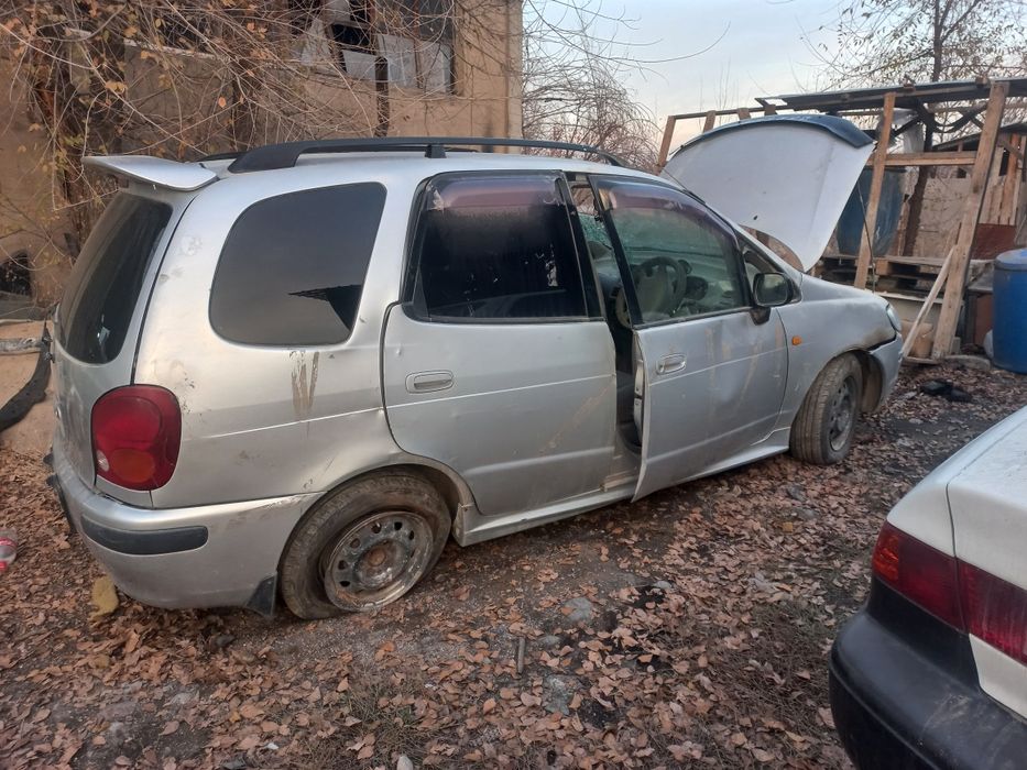 Тайота спасио ..