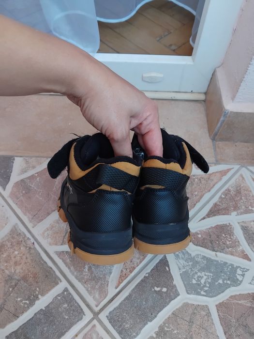 Детски боти 26 номер за момче