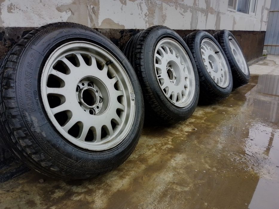 Продам Комплект Шин с дисками.