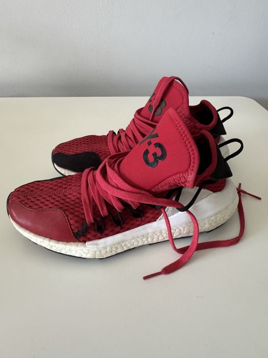 Adidas Y-3 model