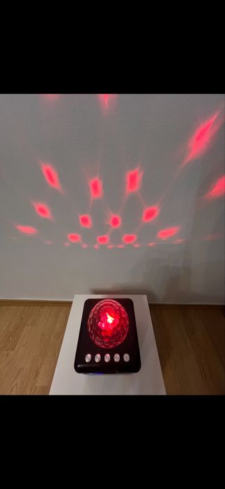 Boxa Bluetooth Portabila Karaoke cu proectie jocuri lumini