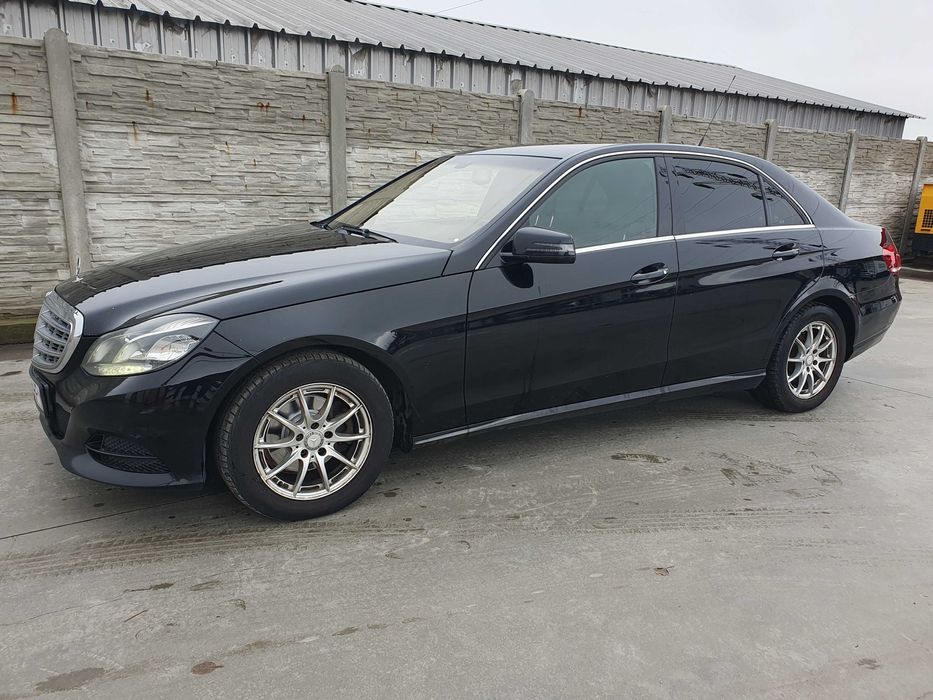 Mercedes-Benz E-Klasse Limuzina 2.2 CDi 140 Cp 2013 Automata
