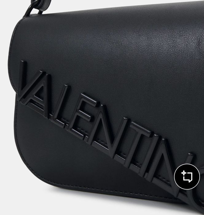 Продавам оригинална чанта Valentino
