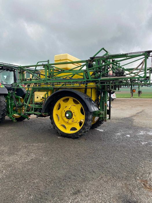 Jonh Deer 638 masina de stropit