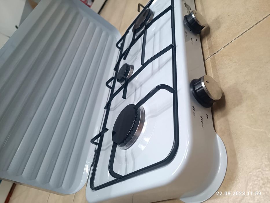 Газовая плита 3х конфорочная НОВАЯ