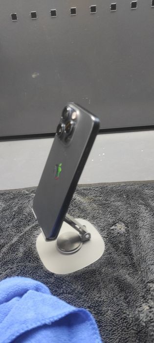 Iphone 15 pro продам