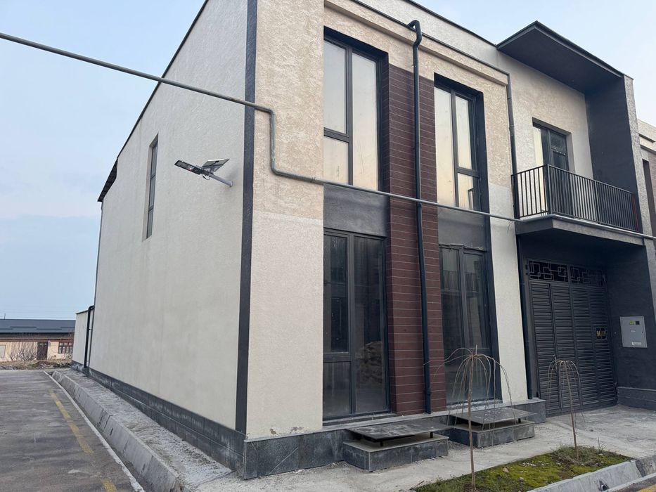 продаётся коттедж в Zarafshan village с кадастром 100%