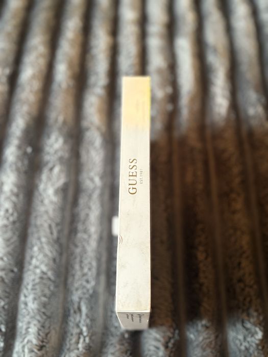 Husa Guess Iphone 15