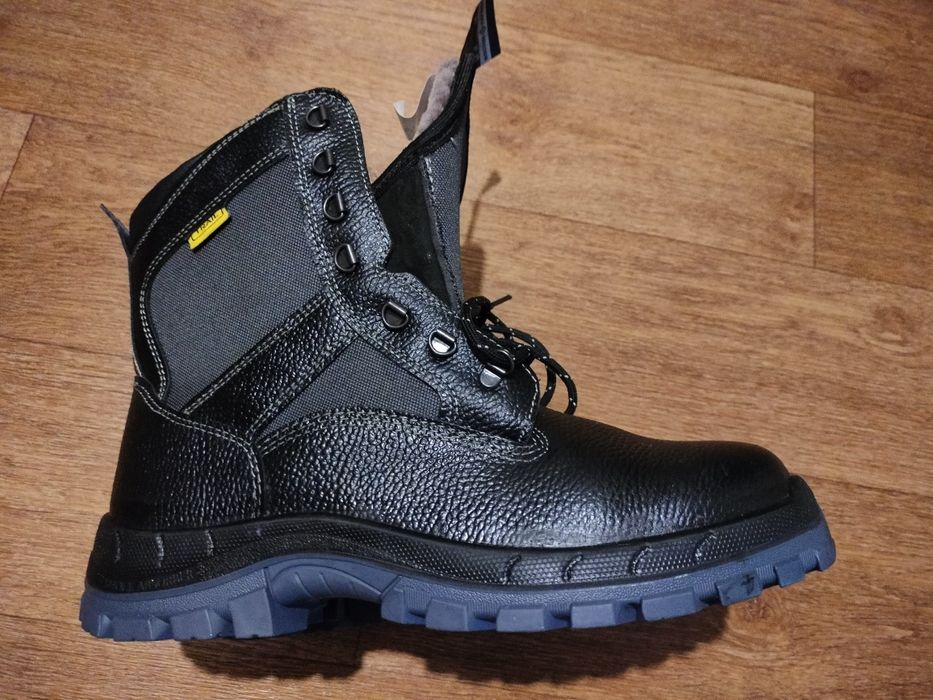 Зимние рабочие ботинки 43 р