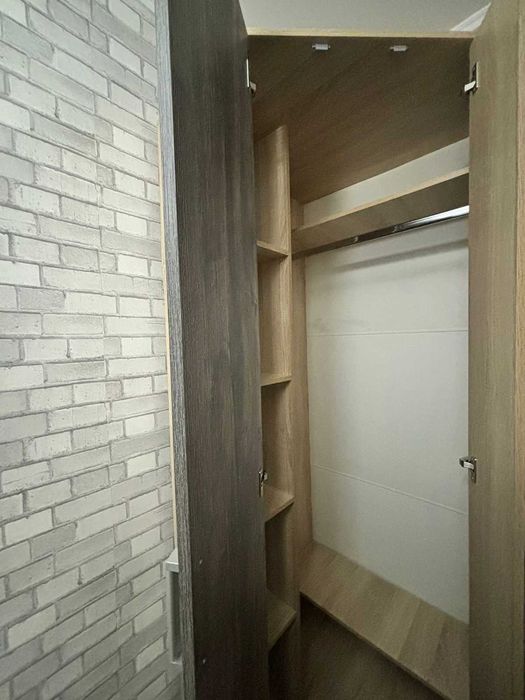 Угловой шкаф продам