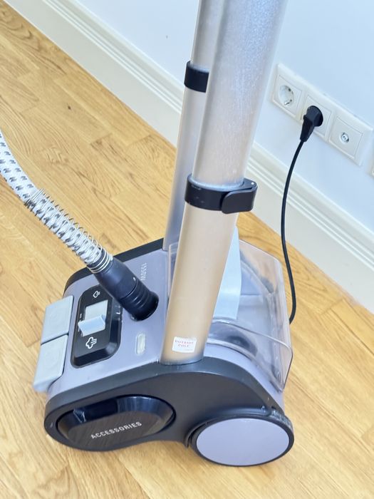 Продам отпариватель для одежды Rowenta Precision Valet