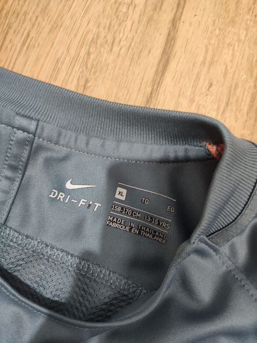 Tricou Nike CR7 mărimea 13-15 ani sau S
