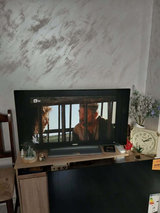 Телевизор Филипс 32 инча