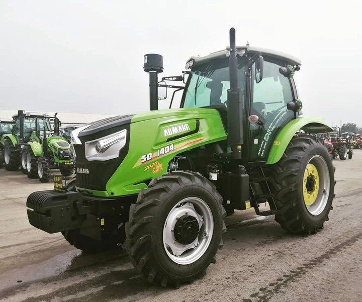 Трактор SADIN 140 от кучи