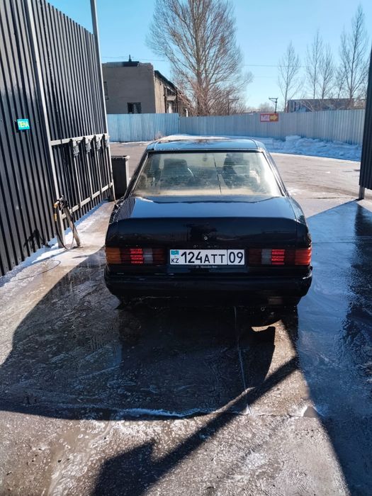 Продам машину ...