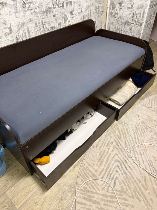 Спальная подростковая кровать