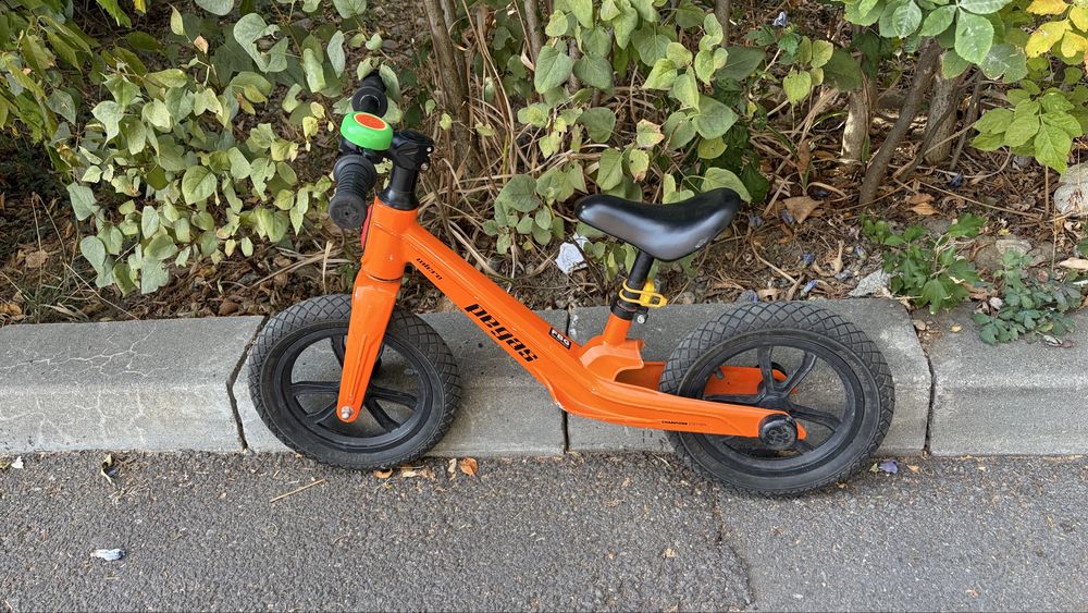 Bicicleta fara pedale Pegas pentru copii 2-5 ani
