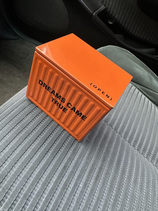 Часы абсолютно новые