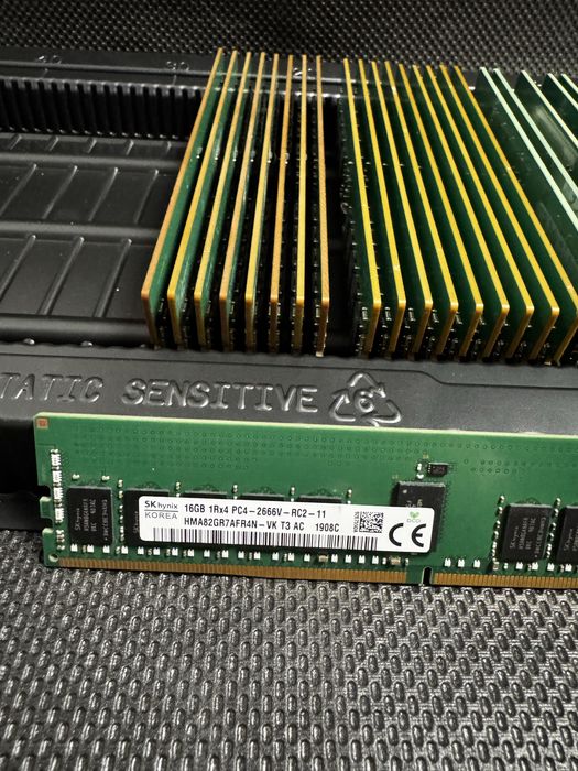 Memorii ram server workstation ecc ddr4 16gb 2666mhz