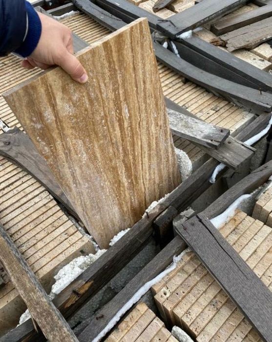 Мрамор белый серый