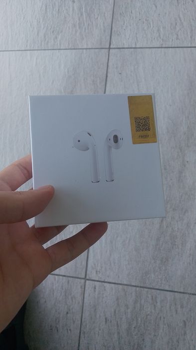Airpods 1:1 tufta kopiyalaridan emas