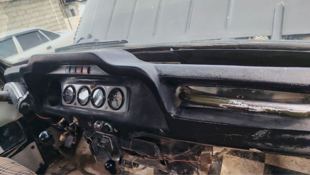 Hamma narsalari ishlaydi riyalni oladiganla