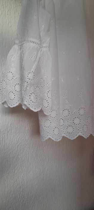 Bluze brodate dama(40 lei/bucata)