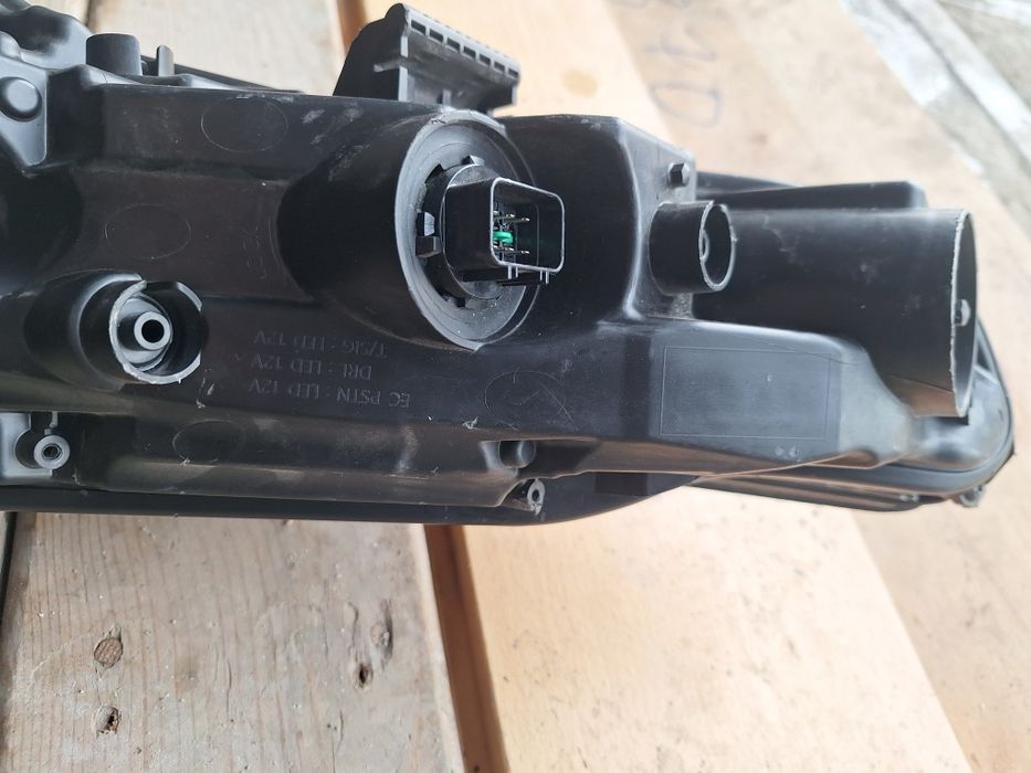 Левая блок  фара