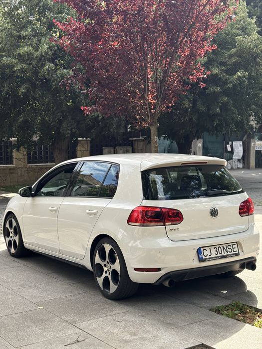 VOLKSWAGEN Golf 2012 — imagine 4