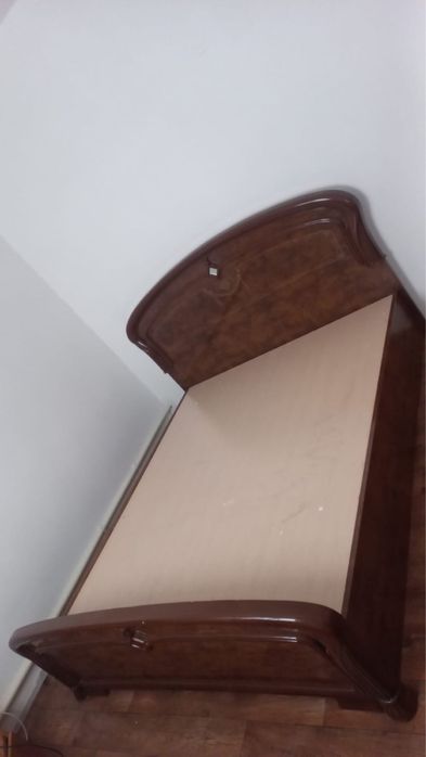 Кровать спальный