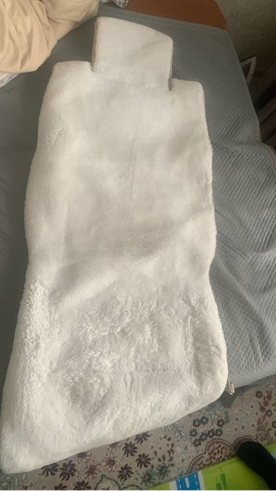 Продам Меховые чехлы на автомобиль