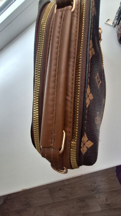 Продам сумки женские