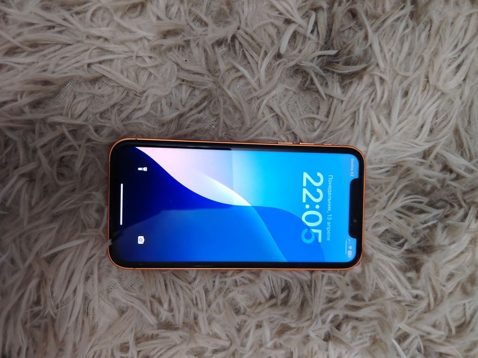 продаётся телефон