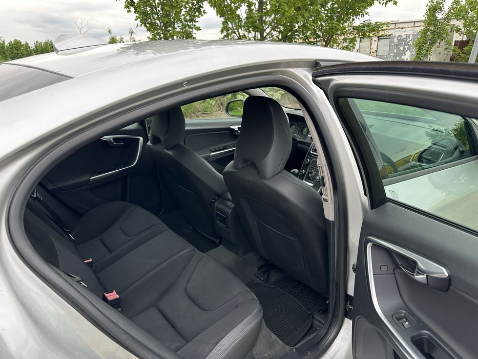 Volvo S60 2011 D3