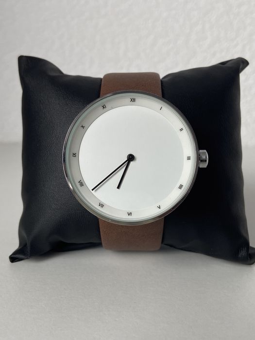 Часы наручные