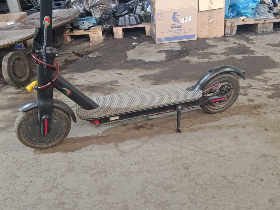 Продам самокат электрический