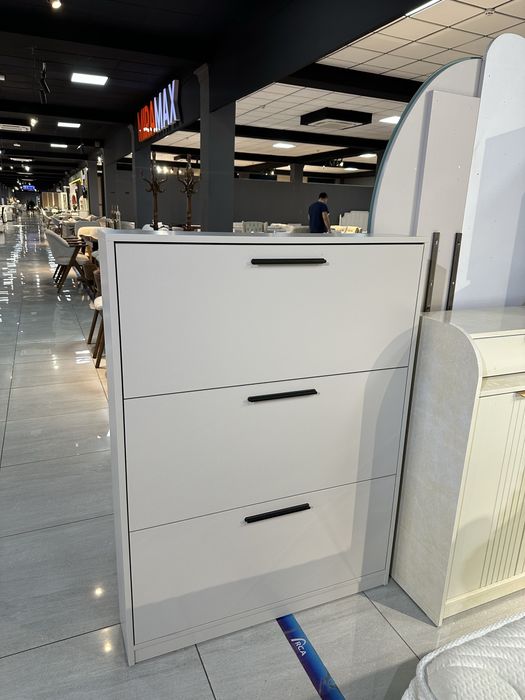 Обувница для пихожий