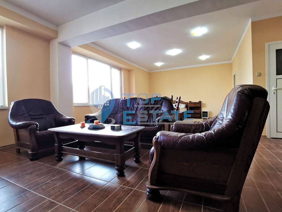 Продава се Офис в Горна Оряховица - 57 кв.м за 1141 €/кв.м - Снимка #10