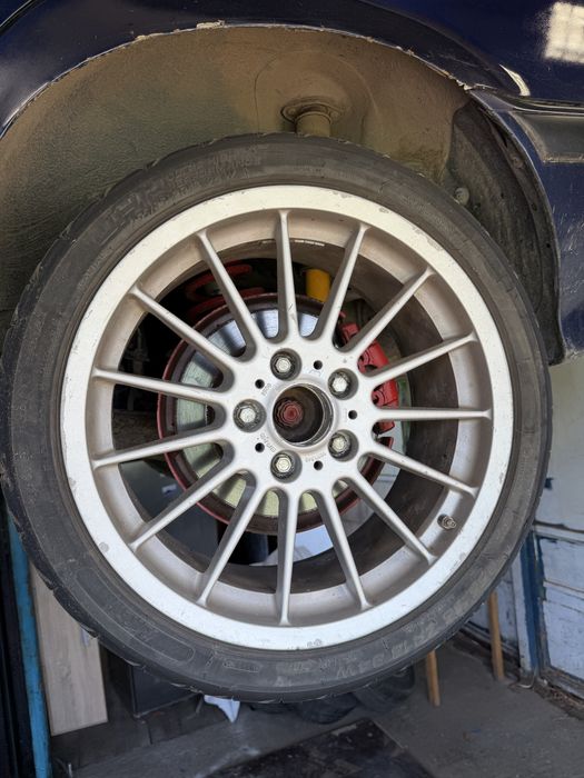 Style 32 ‘18 + 225/40 - 255/35
