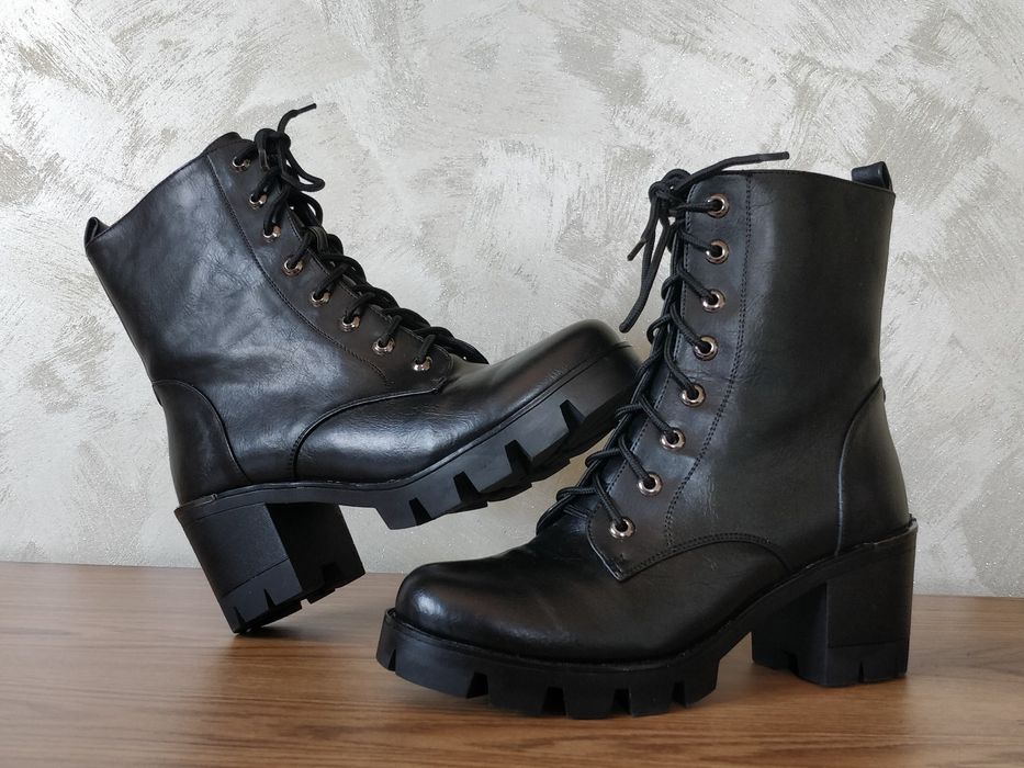 Нови дамски ботуши 37 номер