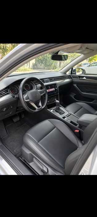 VW Passat Facelift, Full, Model 2023 • 2.0 TDI 150CP • DSG7 • ACC 3 • LED • Scaune Copii Integrate ,  Vând sau  la Schimb  (cu 3.5T, Camion mare, Suv)