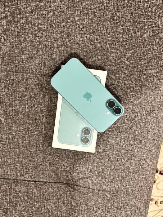 iPhone 16 128, akb 92%