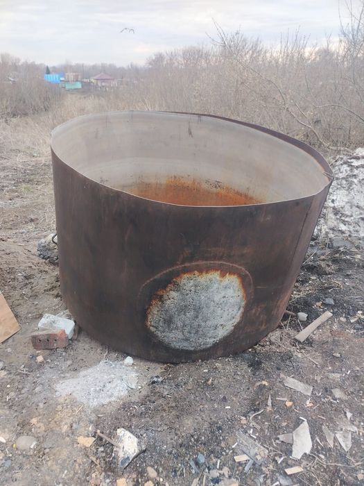 Большой бак толстый