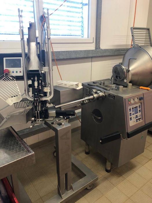 Полуавтомат двойного клипсования POLY CLIP PDC 700